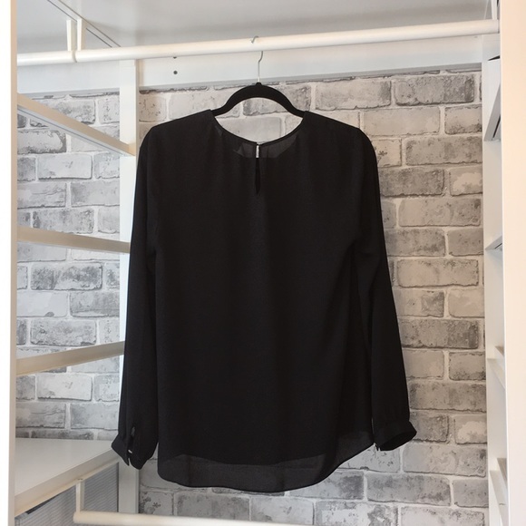 CeCe Long Sleeve Blouse - Picture 3 of 7